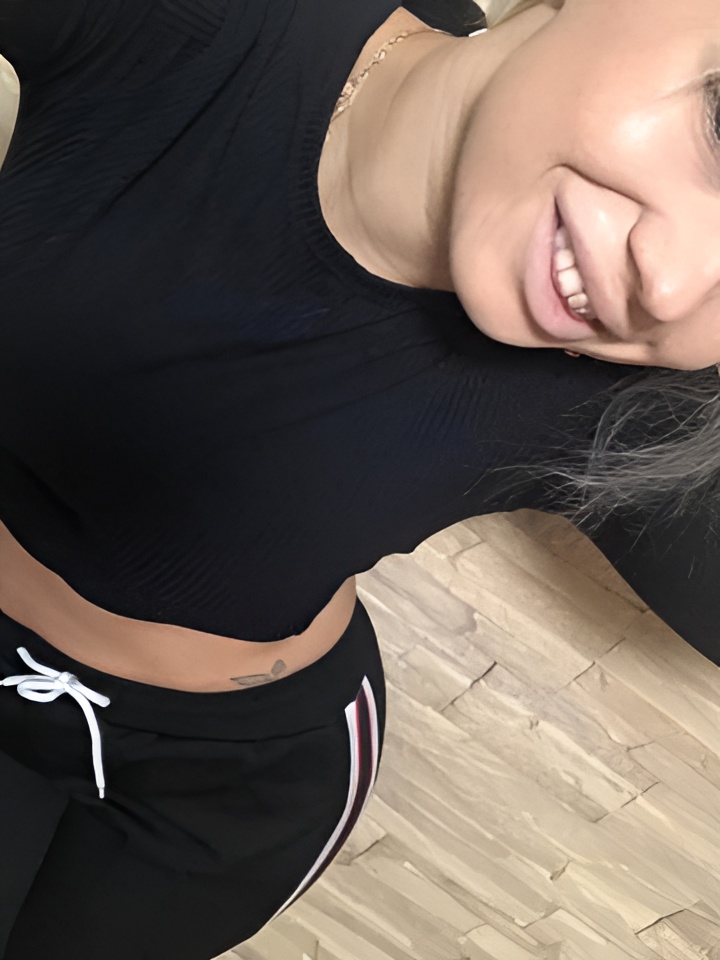 Индивидуалка Арина, доступна для личного знакомства от 2500 руб