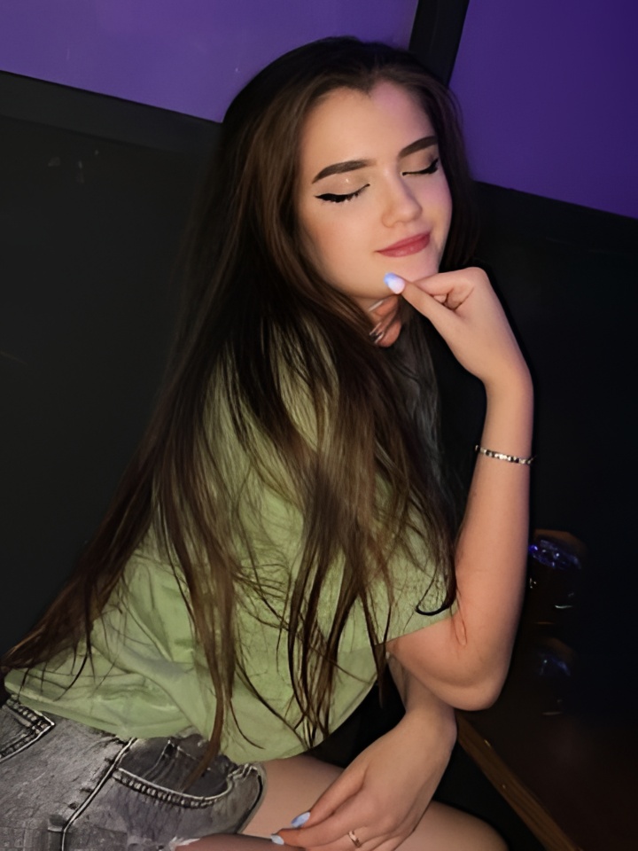 Белла привлекательная девушка из Палласовка цена от 5000 руб