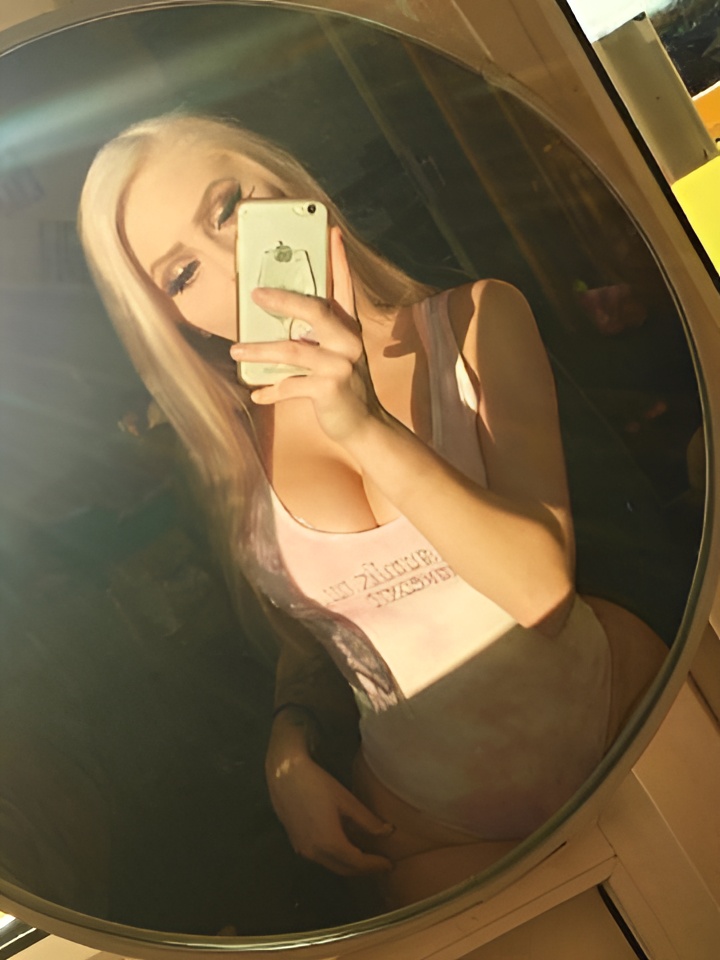 Роксана привлекательная девушка из Палласовка цена от 5000 руб