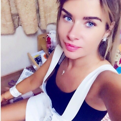 Зоя привлекательная девушка из Палласовка цена от 3500 руб